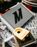 Mishimoto Oilcooler oliekoeler - Nissan 350z Infiniti G35, Auto diversen, Tuning en Styling, Ophalen of Verzenden