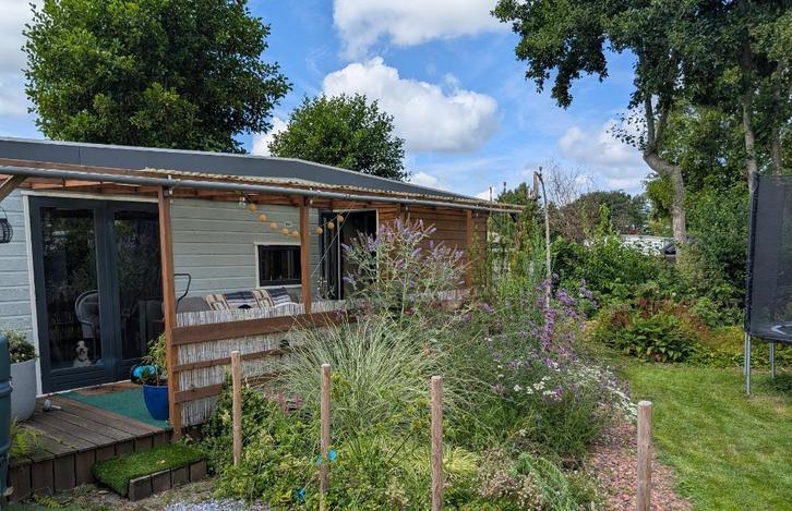 Te koop chalet in Waddinxveen, Hobby en Vrije tijd, Overige Hobby en Vrije tijd, Ophalen of Verzenden