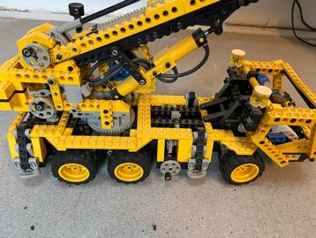 Technisch Lego - Grote Verzameling beschikbaar voor biedingen