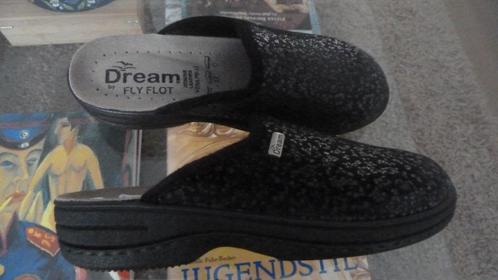 pantoffels maat 38, Kleding | Dames, Schoenen, Nieuw, Pantoffels of Sloffen, Zwart, Ophalen of Verzenden