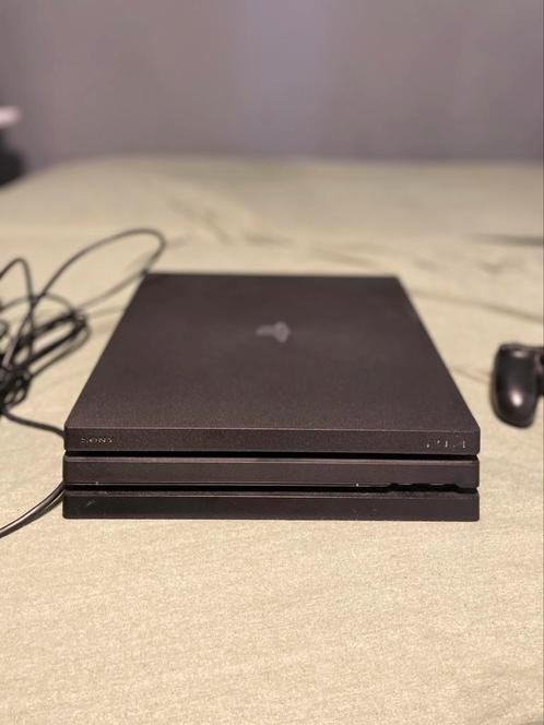 PlayStation 4 pro, Spelcomputers en Games, Spelcomputers | Sony PlayStation 4, Zo goed als nieuw, Pro, Met 1 controller, Ophalen of Verzenden