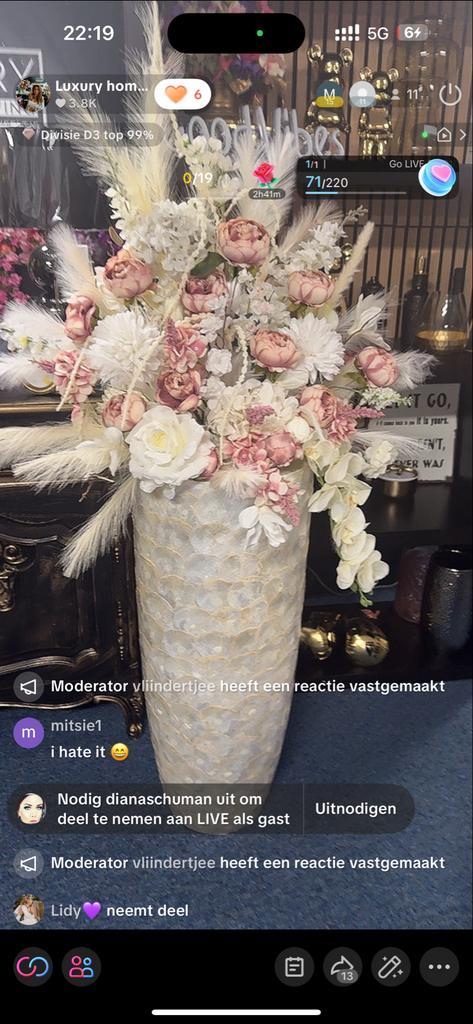 Vaas met bloemstuk - Prachtige decoratie!, Huis en Inrichting, Woonaccessoires | Vazen, Zo goed als nieuw, Overige kleuren, 50 tot 75 cm