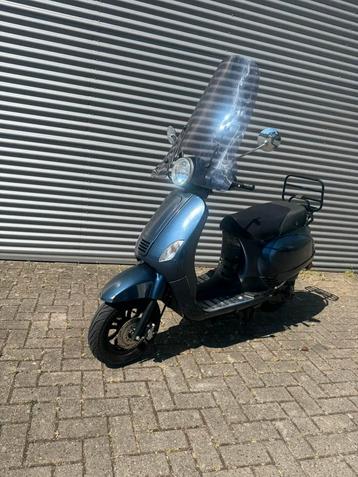 Sym fiddle riva scooter zgan  bj 2018 3200km beschikbaar voor biedingen