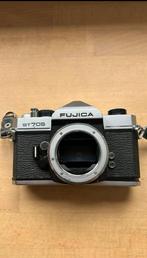 Fujica ST705, Ophalen of Verzenden, Niet werkend, Spiegelreflex, Fuji
