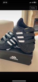 Adidas superstar 21, Ophalen of Verzenden, Jongetje of Meisje, Zo goed als nieuw