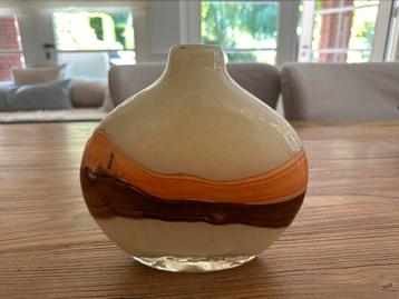 Glasvaas handgemaakt – 20 cm – oranje/bruin – mooie staat beschikbaar voor biedingen