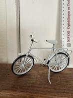 Poppenhuis ijzeren fiets, Ophalen of Verzenden