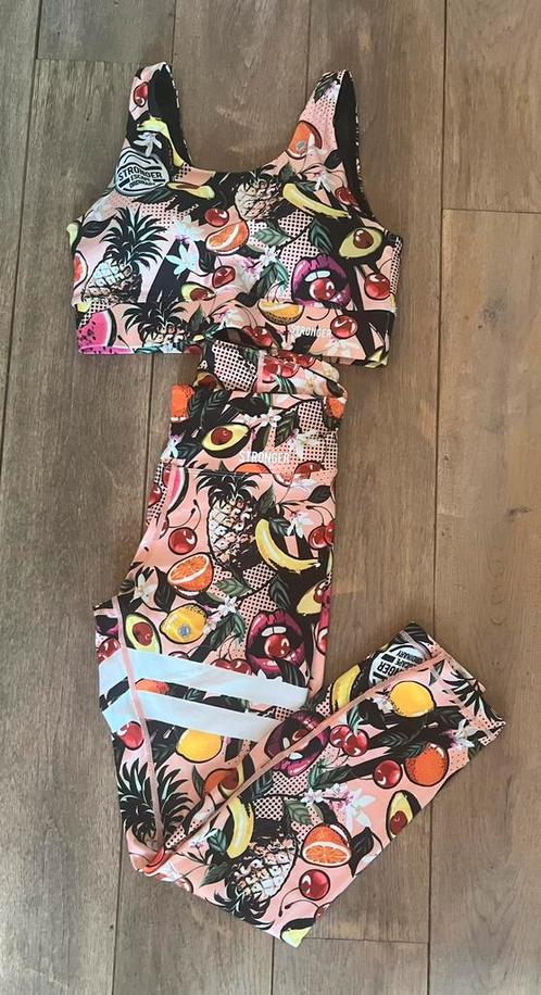 Stronger set medium, Kleding | Dames, Sportkleding, Zo goed als nieuw, Maat 38/40 (M), Zwart, Ophalen of Verzenden