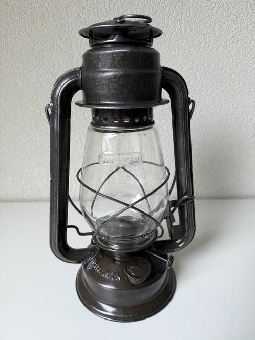 Chalwyn Far East stormlantaarn / stormlamp, Antiek en Kunst, Antiek | Lampen, Ophalen of Verzenden