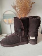 Originele UGGs donkerbruin maat 37, Kleding | Dames, Schoenen, UGG, Bruin, Ophalen of Verzenden, Zo goed als nieuw
