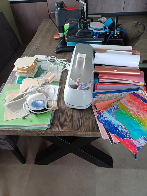 cricut maker 3, Hobby en Vrije tijd, Overige Hobby en Vrije tijd, Zo goed als nieuw, Ophalen