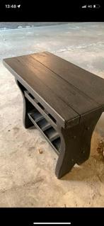 Gratis bijzettafeltje, 60x30x50, Tuin en Terras, Ophalen, Gebruikt, Hout