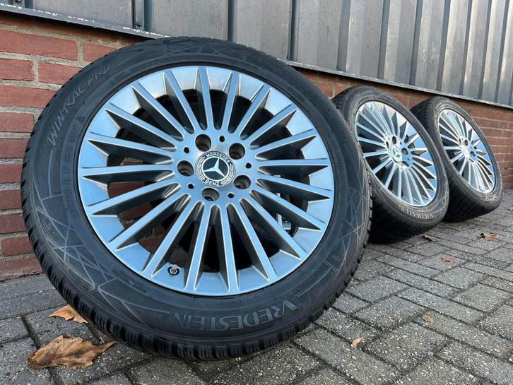 Originele Mercedes C Klasse Winterset W205 Vredestein TPMS, Auto-onderdelen, Banden en Velgen, Banden en Velgen, Winterbanden