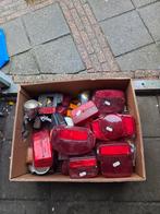 Bananendoos vol achterlichten diverse oldtimer brommer, Ophalen of Verzenden, Gebruikt, Koplamp, Diverse