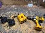 DeWalt boormachine DC980 Type 10 incl. 2 accu's, Ophalen of Verzenden, Gebruikt, Boormachine, Variabele snelheid