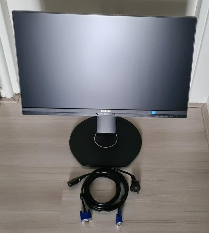 Philips Brilliance 241B7QUPEB/00 (24" LCD monitor uit 2020), Computers en Software, Monitoren, Gebruikt, 60 Hz of minder, USB-C