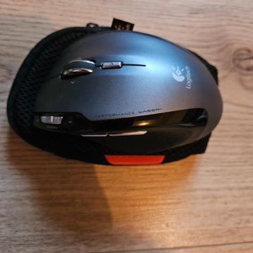 Logitech Performance MX muis (met pouch + ontvanger) beschikbaar voor biedingen
