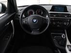 BMW 1-serie 116d | Navigatie | Parkeerhulp | Airco | Cruise, Auto's, BMW, 1-Serie, 116 pk, Zwart, 140 €/maand
