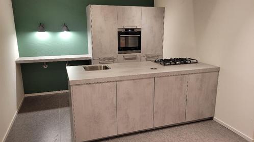 NIEUWE BRUYNZEEL Eilandkeuken BETONLOOK / INNOVARE OUTLET, Huis en Inrichting, Keuken | Complete keukens, Nieuw, Overige typen