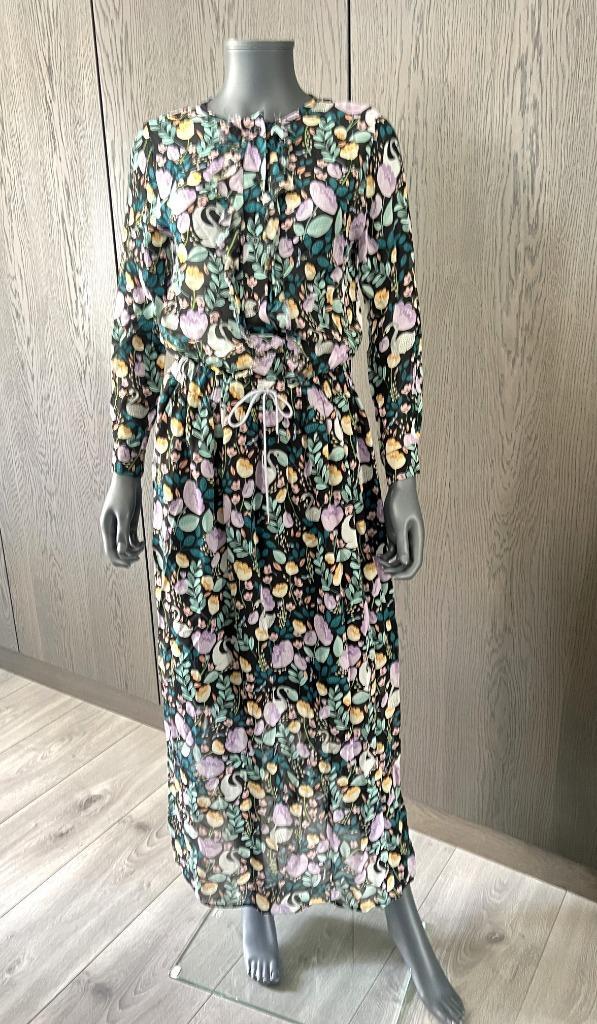 HEART MIND - gebloemde maxidress - 36 (S), Kleding | Dames, Jurken, Zo goed als nieuw, Maat 36 (S), Zwart, Onder de knie, Verzenden