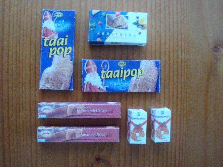 Kerst- en Sint verpakkingen poppenhuis 1:12, Verzamelen, Poppenhuizen en Toebehoren, Nieuw, Overige typen, Ophalen of Verzenden
