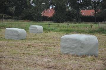 hooibalen beschikbaar voor biedingen