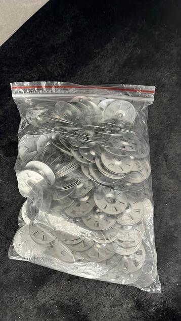 Rozetten 500 stuks beschikbaar voor biedingen