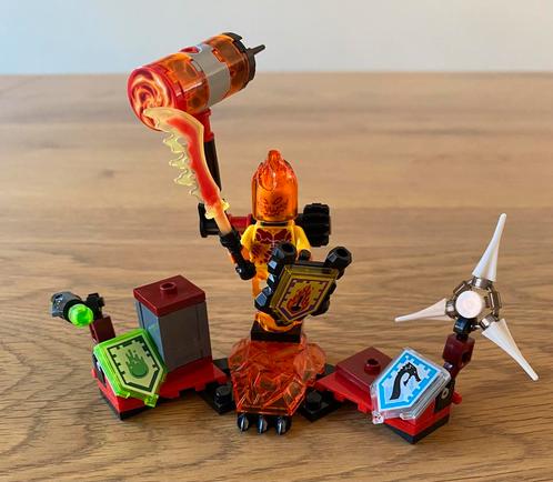 LEGO Nexo Knights Ultimate Flama - 70339, Kinderen en Baby's, Speelgoed | Duplo en Lego, Zo goed als nieuw, Lego, Complete set