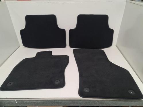 Matten Set van een Volkswagen Golf, Auto-onderdelen, Interieur en Bekleding, Volkswagen, Gebruikt, 3 maanden garantie, Ophalen of Verzenden