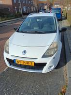 Witte Renault Clio Estate 1.2. 16v 2011, Auto's, Renault, 1150 cc, Zwart, 4 cilinders, Wit