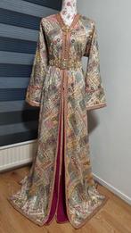 Elegante Marokkaanse Takchita te huur, Overige typen, Overige kleuren, Maat 42/44 (L), Ophalen of Verzenden