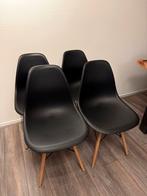 Set van 4 zwarte stoelen, Ophalen, Kunststof, Gebruikt, Zwart