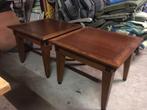 Set van twee bijzettafels, Gebruikt, Vierkant, 55 tot 75 cm, Hout
