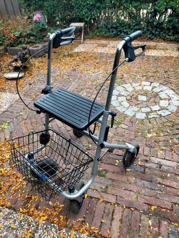 Rollator  beschikbaar voor biedingen