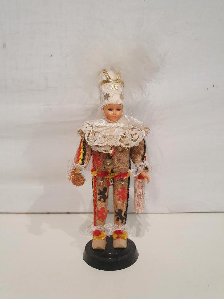 Nar pop, Verzamelen, Poppen, Zo goed als nieuw, Pop, Ophalen of Verzenden