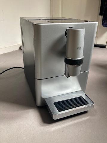 Jura micro Ena 5 met 2 filters en 4 schoonmaakblokjes beschikbaar voor biedingen
