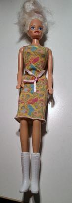 Barbie pop Mattel 1966 - 1975  China, Verzamelen, Poppen, Verzenden, Gebruikt, Pop