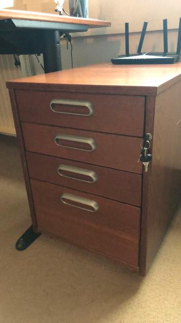 Ikea volledige thuiswerkplek Galant - afbeelding 8
