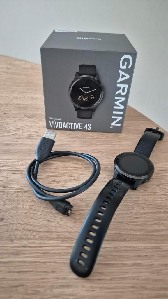 Garmin Vivoactive 4S - GPS Smartwatch, Sieraden, Tassen en Uiterlijk, Smartwatches, Zo goed als nieuw, Android, Zwart, Afstand