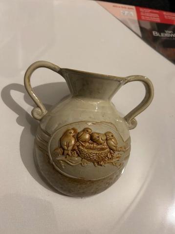 Decoratie vaas klein beschikbaar voor biedingen