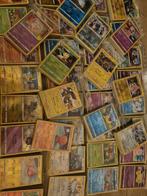 50 verschillende pokemon kaarten, Hobby en Vrije tijd, Verzamelkaartspellen | Pokémon, Ophalen of Verzenden, Zo goed als nieuw