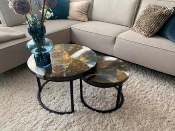 Epoxy salontafel , eettafel, resin art, bijzettafel