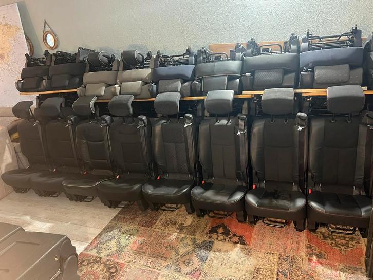 150 achterstoelen Renault Espace IV 2002-2015, Auto-onderdelen, Interieur en Bekleding, Renault, Gebruikt, Ophalen of Verzenden