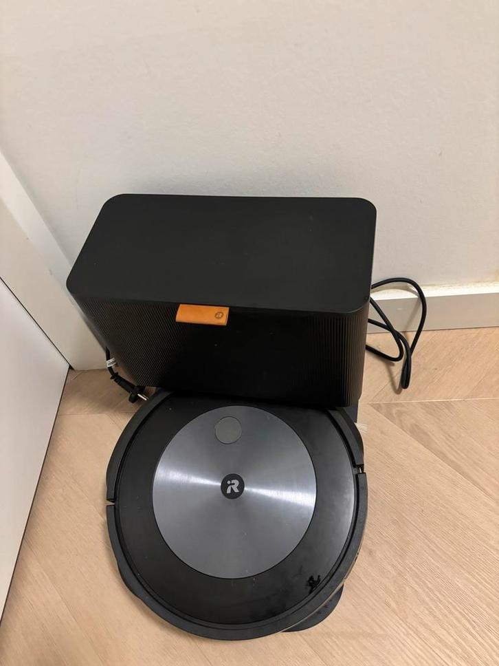Roomba iRobot J7+ Robotstofzuiger, Witgoed en Apparatuur, Stofzuigers, Zo goed als nieuw, Robotstofzuiger, Minder dan 1200 watt