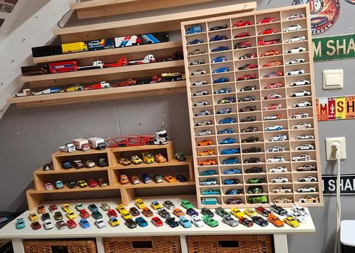 Grote partij hotwheels premium, Elite64 en redline, Kinderen en Baby's, Speelgoed | Speelgoedvoertuigen, Zo goed als nieuw, Ophalen