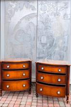 PAAR THEODORE ALEXANDER ALTHORP NACHTKASTJES, Ophalen, Zo goed als nieuw, Minder dan 45 cm