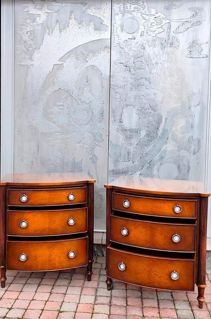 PAAR THEODORE ALEXANDER ALTHORP NACHTKASTJES, Huis en Inrichting, Slaapkamer | Nachtkastjes, Zo goed als nieuw, Minder dan 45 cm