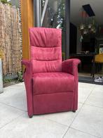 Zeer mooie relax fauteuil, sta op stoel, Ophalen, Zo goed als nieuw, Minder dan 75 cm, 50 tot 75 cm