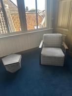Moderne fauteuil, Huis en Inrichting, Fauteuils, Ophalen, Hout, 125 tot 150 cm, Zo goed als nieuw