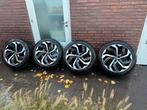Audi sport Q8 e-tron 21 inch Velgen met Winterbanden Pirelli, Auto-onderdelen, Ophalen, Gebruikt, Overige, Banden en Velgen